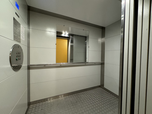 Сдам однокомнатную (1-комн.) квартиру, Балаклавская ул, 73кВ, Симферополь г