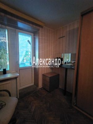Продам трехкомнатную (3-комн.) квартиру, Гражданский пр-кт, 31к2, Санкт-Петербург г