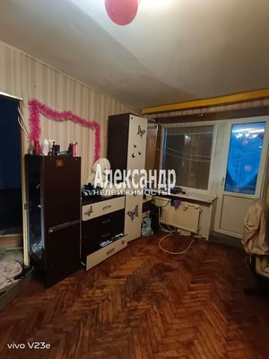Продам трехкомнатную (3-комн.) квартиру, Гражданский пр-кт, 31к2, Санкт-Петербург г