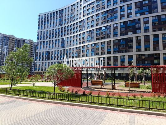 Продам однокомнатную (1-комн.) квартиру, Авиаторов Балтики пр-кт, 25, Мурино п