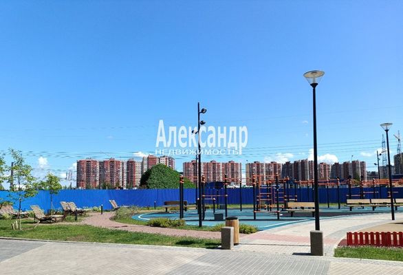 Продам однокомнатную (1-комн.) квартиру, Авиаторов Балтики пр-кт, 25, Мурино п
