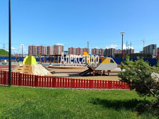 Продам однокомнатную (1-комн.) квартиру, Авиаторов Балтики пр-кт, 25, Мурино п