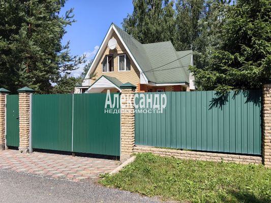 Продам дом в поселке СНТ Заозерное-1, 2-я Линия ул, Снт Заозерное-1 тер, 10 км от города