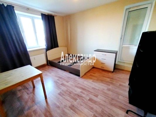 Продам однокомнатную (1-комн.) квартиру, Толубеевский проезд, 24, Парголово п