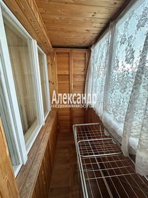 Продам трехкомнатную (3-комн.) квартиру, Димитрова ул, 7к2, Санкт-Петербург г