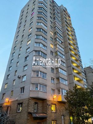 Продам трехкомнатную (3-комн.) квартиру, Витебский пр-кт, 85к3, Санкт-Петербург г