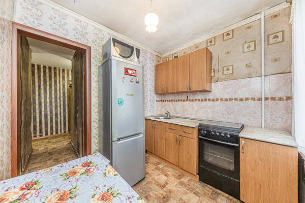 Продам трехкомнатную (3-комн.) квартиру, Копейское ш, 11, Челябинск г