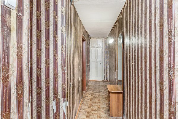 Продам трехкомнатную (3-комн.) квартиру, Копейское ш, 11, Челябинск г