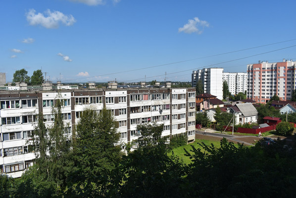 Продам однокомнатную (1-комн.) квартиру, Бумажников ул, 7, Коммунар г