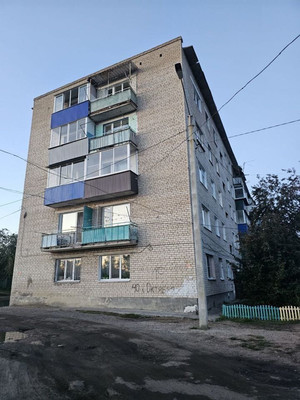 Продам трехкомнатную (3-комн.) квартиру, 40 лет Октября ул, 18, Чита г