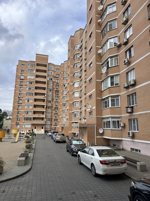 Продам трехкомнатную (3-комн.) квартиру, Лейтенанта Шмидта ул, 39, Новороссийск г