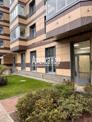 Сдам торговое помещение 146,5 м2, Ипподромный пер, 1к3, Санкт-Петербург г