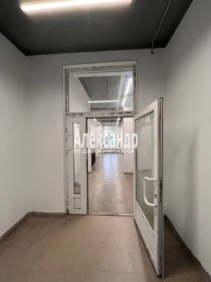 Сдам торговое помещение 146,5 м2, Ипподромный пер, 1к3, Санкт-Петербург г