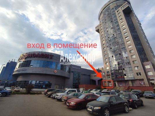 Сдам торговое помещение 71,2 м2, Ленинский пр-кт, 100к3, Санкт-Петербург г