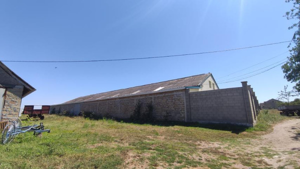 Продам склад 980 м2, Кленовка с