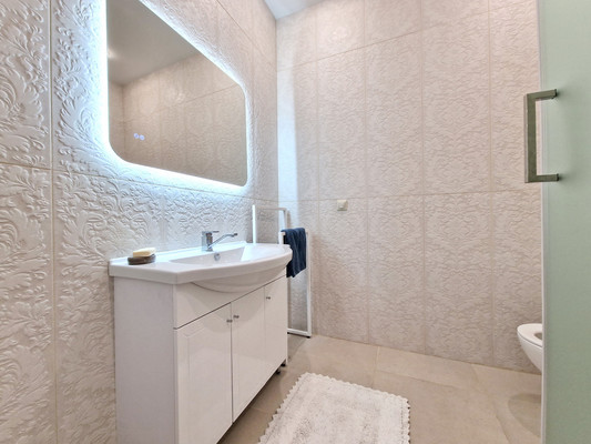 Сдам двухкомнатную (2-комн.) квартиру, Староалексеевская ул, 5А, Москва г