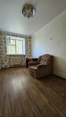 Продам двухкомнатную (2-комн.) квартиру, Комсомольская ул, 23, Октябрьский г