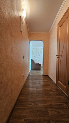 Продам двухкомнатную (2-комн.) квартиру, Комсомольская ул, 23, Октябрьский г