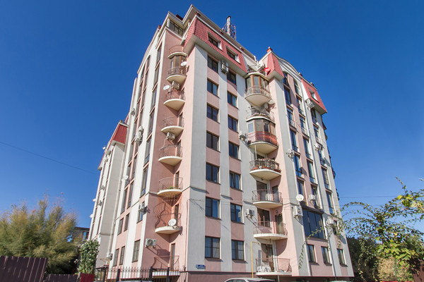 Продам многокомнатную квартиру, Сиреневая ул, 2, Воронеж г