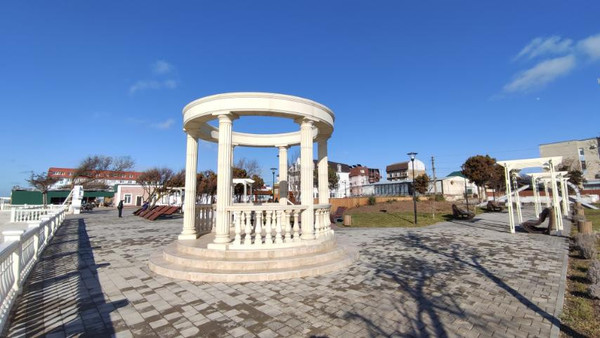 Продам коммерческое помещение 1 900 м2, Морская ул, 14, Николаевка пгт