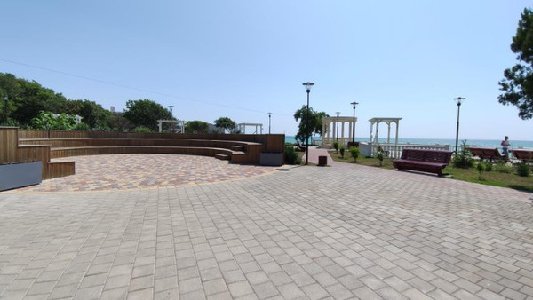 Продам коммерческое помещение 1 900 м2, Морская ул, 14, Николаевка пгт