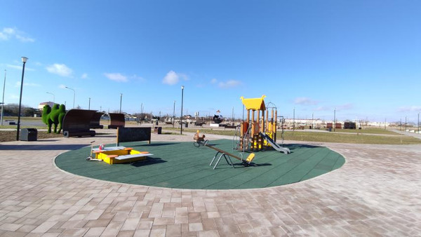 Продам коммерческое помещение 1 900 м2, Морская ул, 14, Николаевка пгт