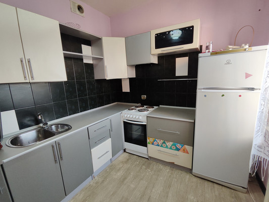 Продам однокомнатную (1-комн.) квартиру, Пеше-Стрелецкая ул, 91, Воронеж г