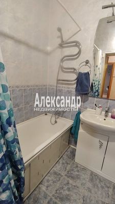 Продам двухкомнатную (2-комн.) квартиру, Мира ул, 16, Выборг г