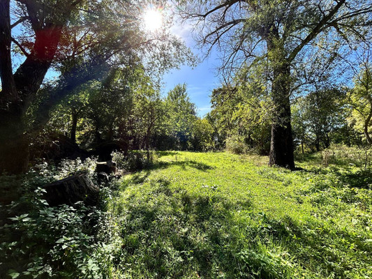 Продам землю для коммерческого использования 1,18 соток, ИЖС, Гостиная ул, Лучистое с