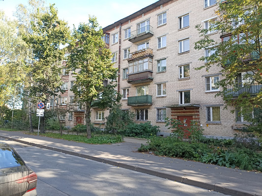 Продам трехкомнатную (3-комн.) квартиру, Ольги Берггольц ул, 18, Санкт-Петербург г