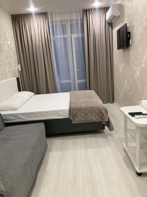 Продам однокомнатную (1-комн.) квартиру, Радуга кв-л, 10, Агой с