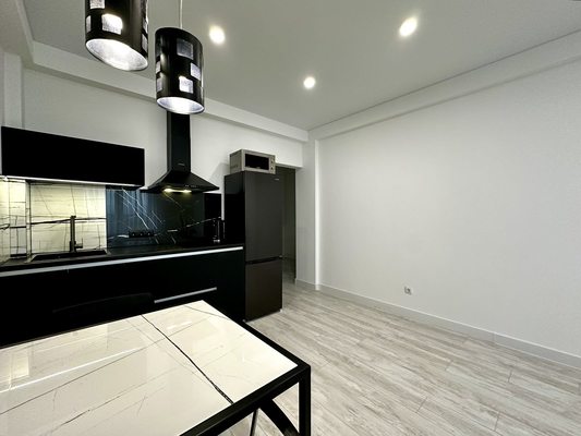 Продам двухкомнатную (2-комн.) квартиру, Ивана Попова ул, 97, Киров г