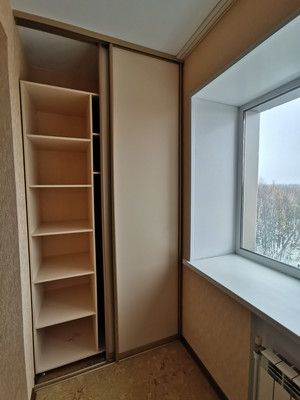 Продам двухкомнатную (2-комн.) квартиру, Старовского ул, 22/1, Сыктывкар г
