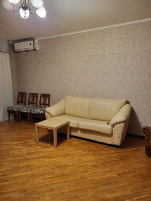 Продам трехкомнатную (3-комн.) квартиру, Гоголя ул, 7, Октябрьский г