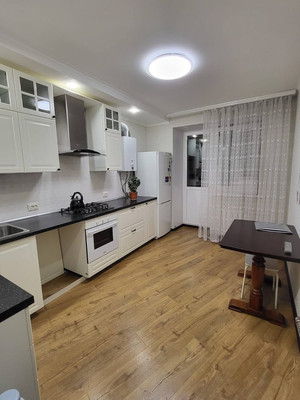 Продам трехкомнатную (3-комн.) квартиру, Гоголя ул, 7, Октябрьский г