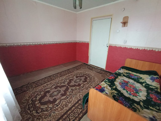Продам двухкомнатную (2-комн.) квартиру, Ленина ул, 155, Кукмор г