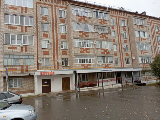 Продам двухкомнатную (2-комн.) квартиру, Ленина ул, 155, Кукмор г