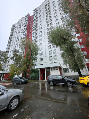 Продам трехкомнатную (3-комн.) квартиру, Мусы Джалиля ул, 2к2, Москва г