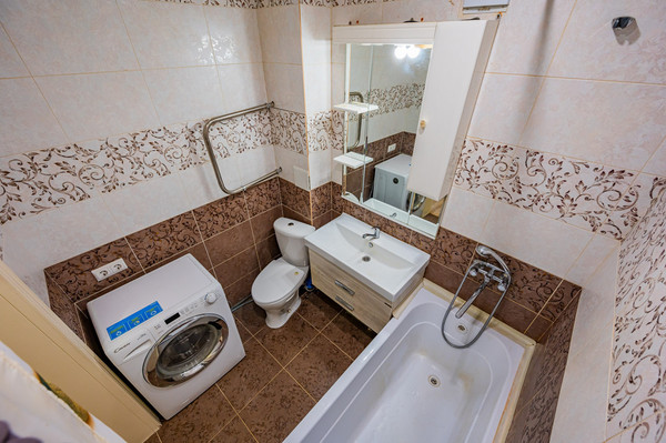 Продам двухкомнатную (2-комн.) квартиру, Верх-Исетский б-р, 20, Екатеринбург г