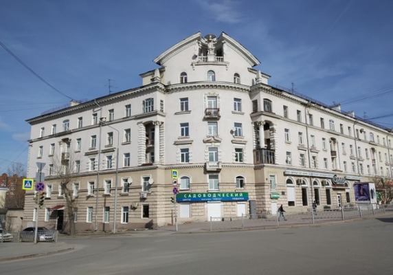 Продам двухкомнатную (2-комн.) квартиру, Верх-Исетский б-р, 20, Екатеринбург г