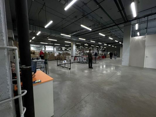 Сдам склад 2 200 м2, Кирпичные Выемки ул, 2к1, Москва г
