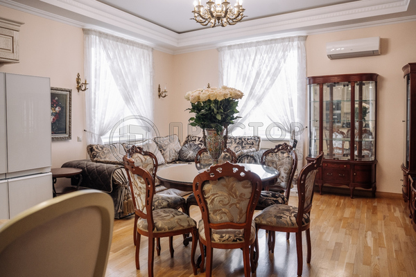 Продам многокомнатную квартиру, Садовая-Черногрязская ул, 13/3с1, Москва г