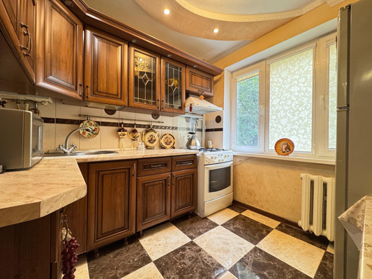 Продам двухкомнатную (2-комн.) квартиру, Кирова ул, 1а, Нальчик г
