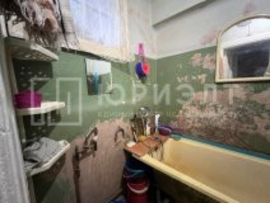 Продам комнату в 3-комн. квартире, Черноморская ул, 43, Нижний Тагил г
