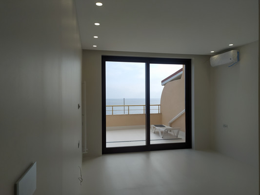 Продам коммерческое помещение 156 м2, Багрова ул, 16А, Чайка п