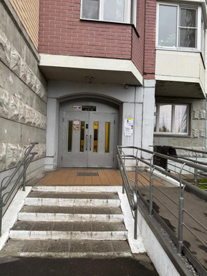 Продам трехкомнатную (3-комн.) квартиру, Симферопольское ш, 3, Булатниково с