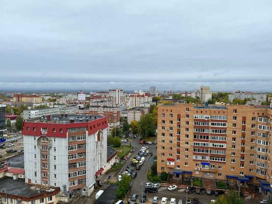 Продам трехкомнатную (3-комн.) квартиру, Карла Маркса ул, 185, Сыктывкар г