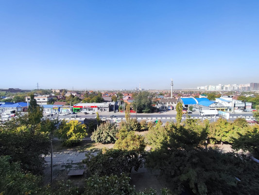 Продам трехкомнатную (3-комн.) квартиру, Малиновского ул, 36, Ростов-на-Дону г