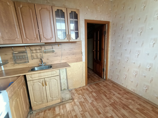 Продам трехкомнатную (3-комн.) квартиру, Октябрьской Революции ул, 1, Рошаль г