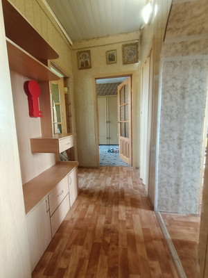 Продам трехкомнатную (3-комн.) квартиру, Октябрьской Революции ул, 1, Рошаль г